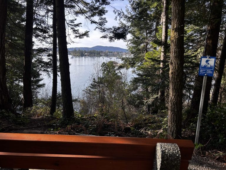 North Saanich on Foot: Tour de Curteis Point